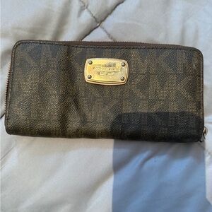 Michael Kors Dark Brown Signature Zip Wallet with Gold Plate